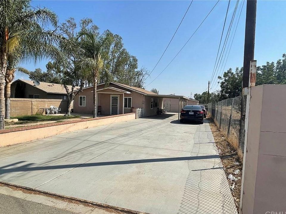 1st image of 21711 Dracaea Ave