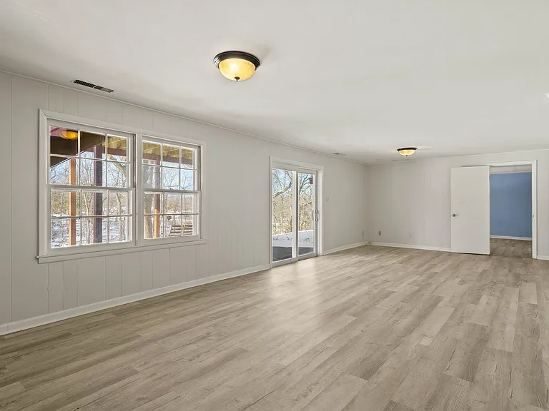 2218 Bluff Blvd — Photo 15