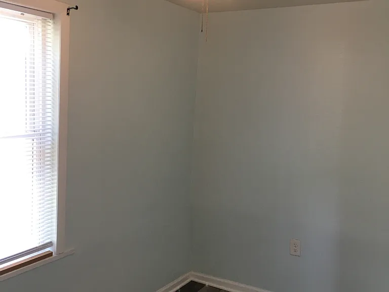 3727 S Wood St #BASEMENT — Photo 7