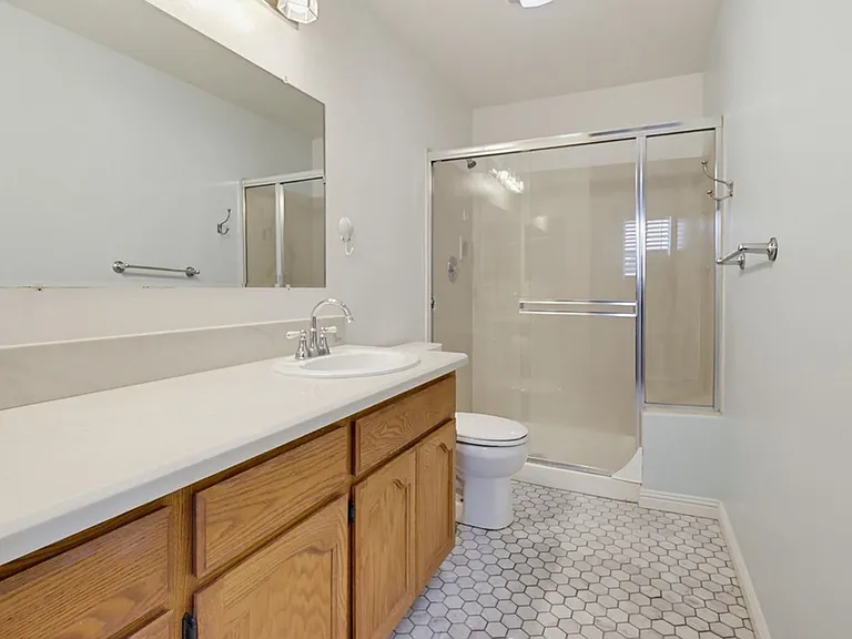 7134 Hybeth Dr — Photo 24