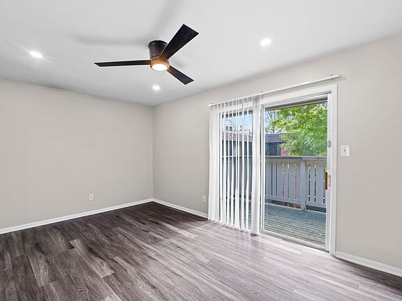 4th image of 2211 Richcreek Rd APT 110