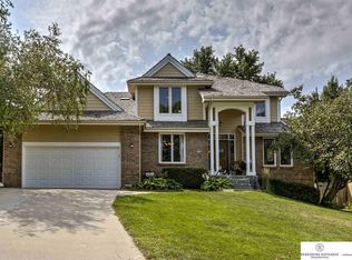 15503 Lloyd St, Omaha, NE 68144