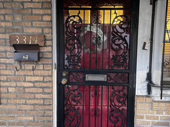 3314 N Bailey St, Philadelphia, PA 19129