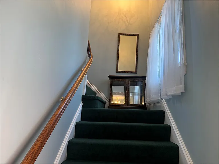703 Saint James St — Photo 5