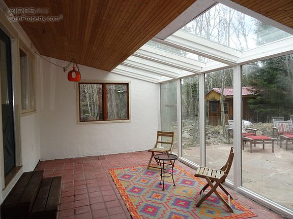 18 x 11 Sun room Foyer