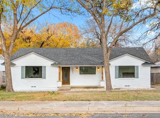 2342 Rockyglen Dr, Dallas, TX 75228