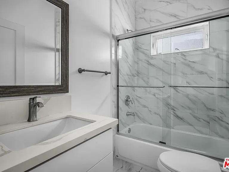 1108 Queen Anne Pl — Photo 9