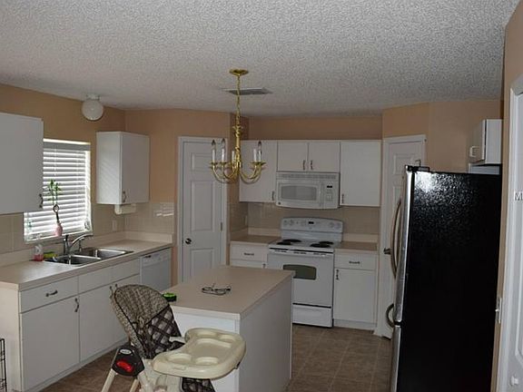 4th image of 1871 Laredo Dr