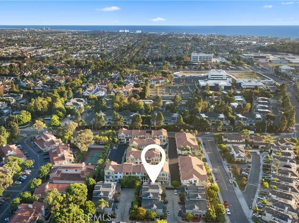 19172 Holly Ln APT D, Huntington Beach, CA 92648