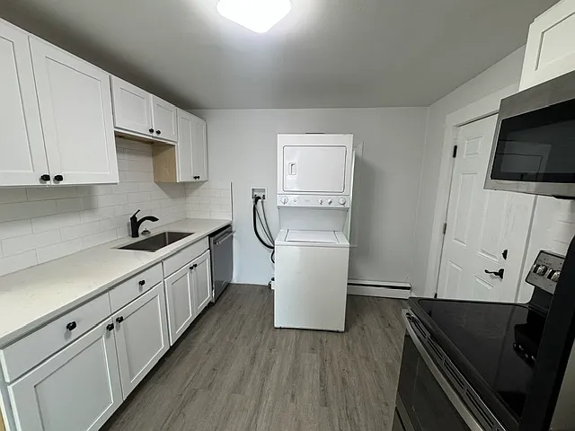 119 W Main St #3