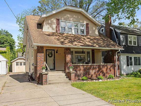 2nd image of 1112 Calvin Ave SE