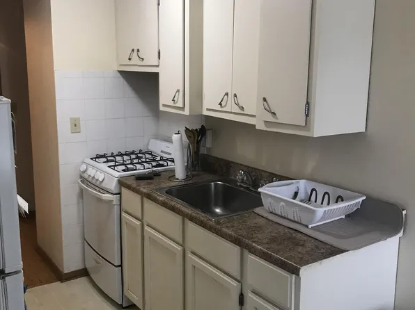 3346 S Whitnall Ave, Milwaukee, WI