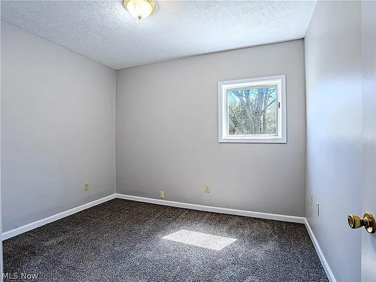 10105 Baltic Rd — Photo 10