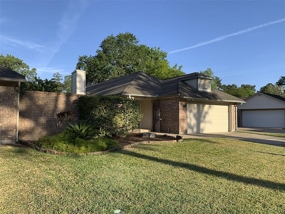 1st image of 3319 Valley Gardens Dr