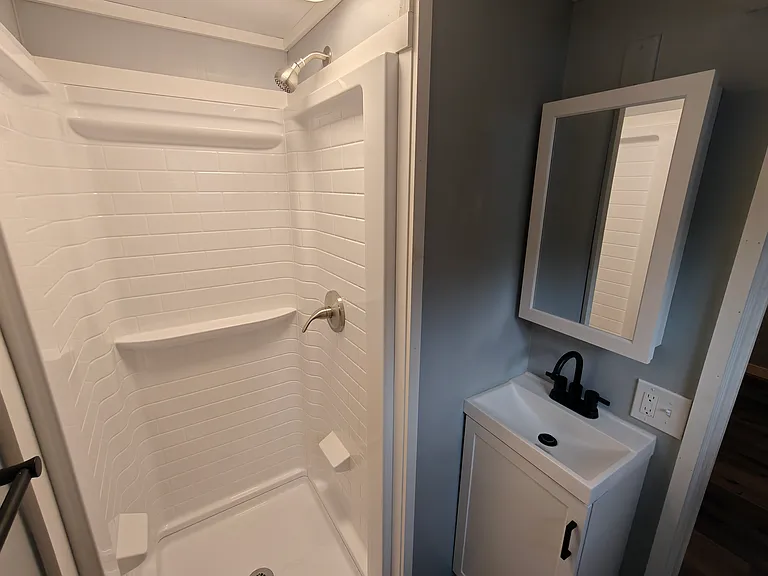 143 Brighton Dr — Photo 12