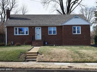 5904 Grayson St, Springfield, VA 22150