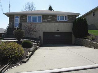 156 Roswin Dr, Pittsburgh, PA 15226