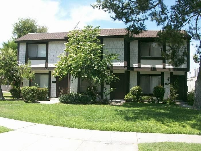 1st image of 2505 E Park Ln APT A
