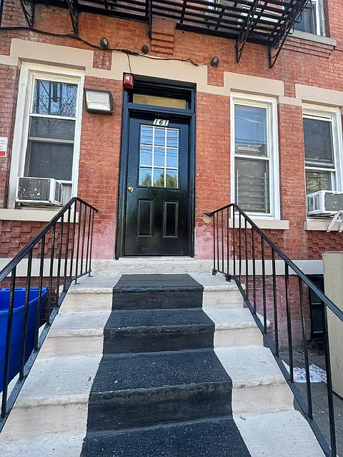 1 bed, 700 sqft, $2,500 — Photo 1