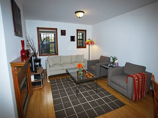 Sold by Sotheby's International Realty | media 2