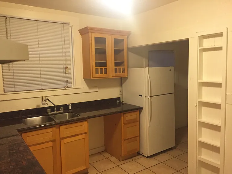 5440 Trask St — Photo 17