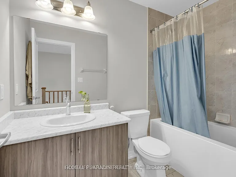 15 Blacklock St E #3 — Photo 20