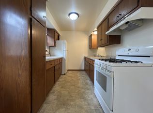 3310 Daisy Ln - 1, Racine, WI 53405