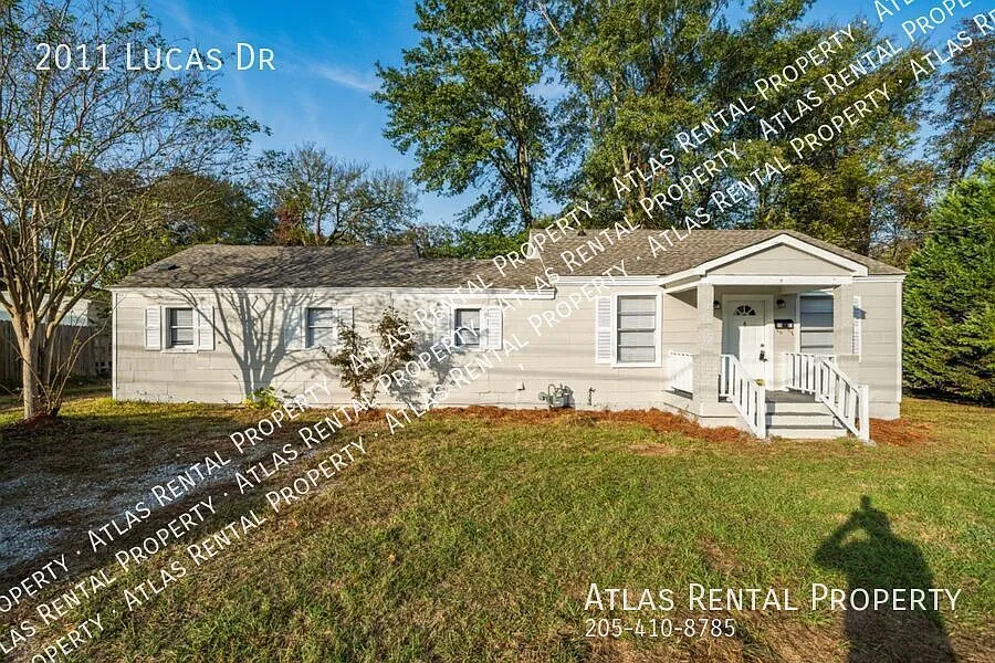 2011 Lucas Dr