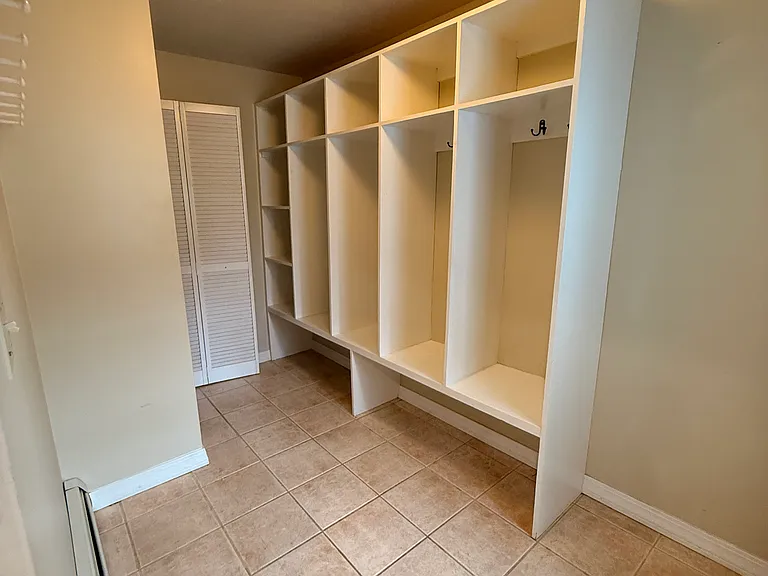 63 Maple St #102 — Photo 4