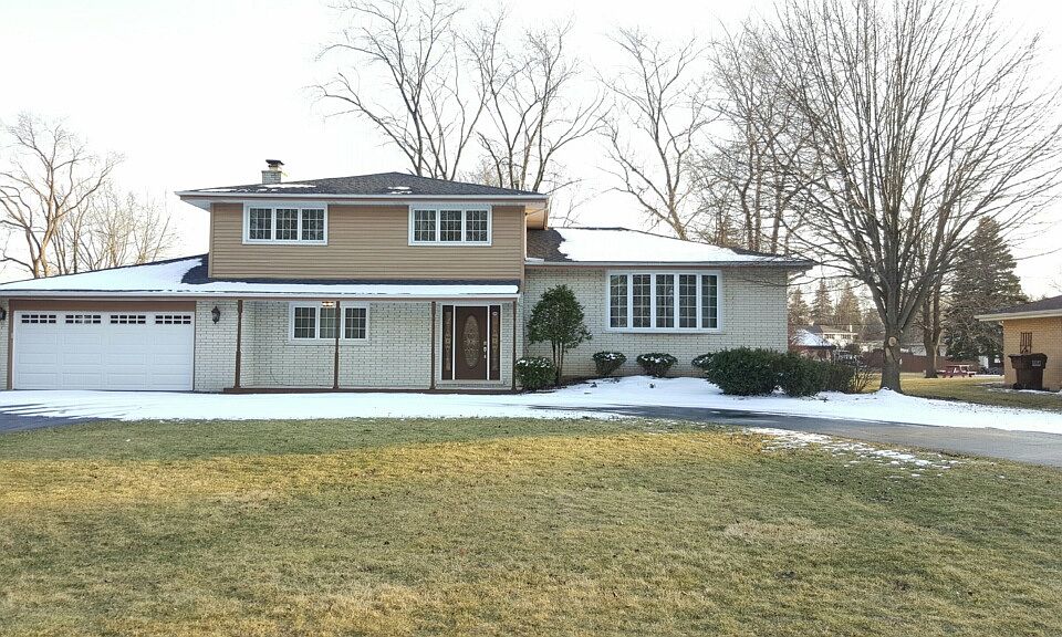 1st image of 6111 James St