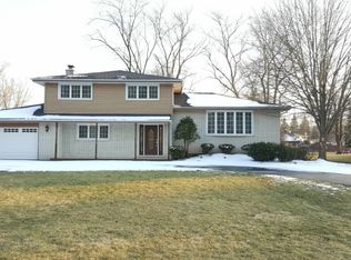 6111 James St, Tinley Park, IL 60477