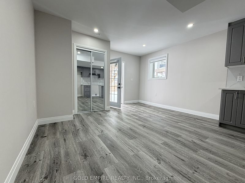 London House for rent - 2 Bedrooms — photo 21