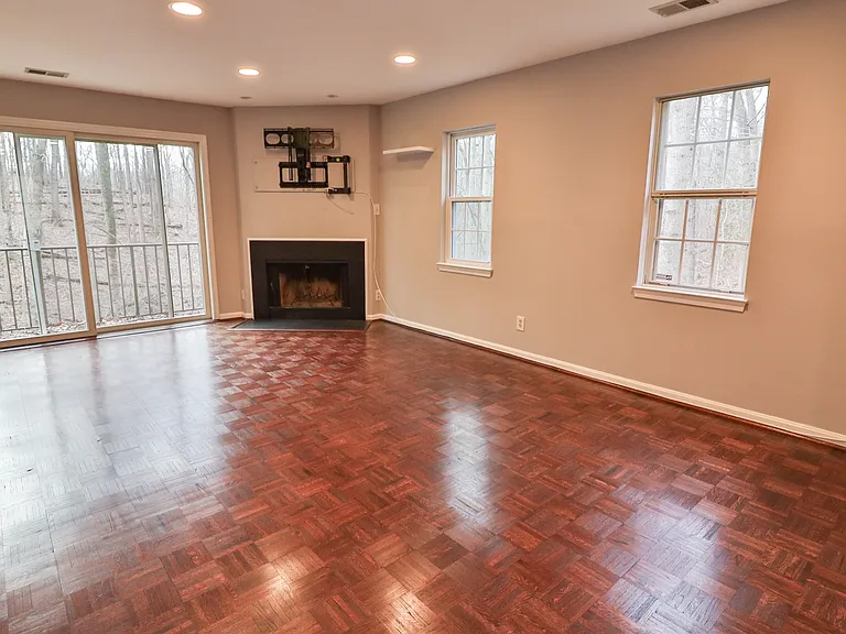 10488 Parthenon Ct #1 — Photo 4