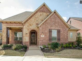 1014 Crystal Oak Ln, Arlington, TX 76005