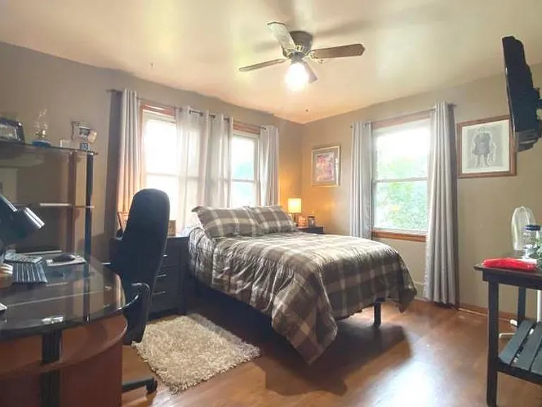 207 Toni St — Photo 5