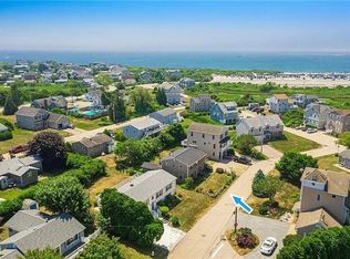 38 Spruce Ave, Narragansett, RI 02882
