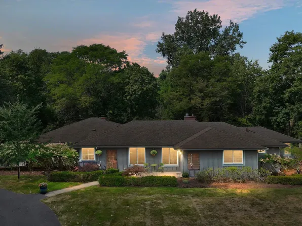 32205 Eastlady Dr, Beverly Hills, MI 48025
