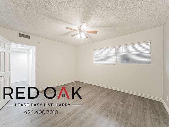 2nd image of 10741 Moorpark St APT 5