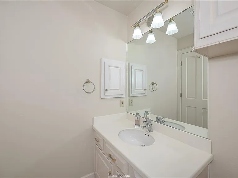 4776 Stonebriar Cir — Photo 12