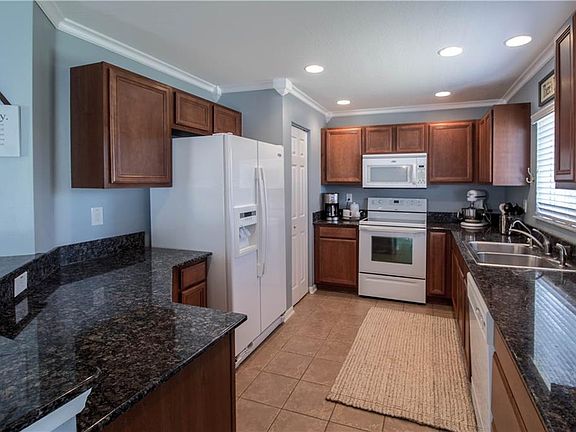 5th image of 11214 Silver Fern Way