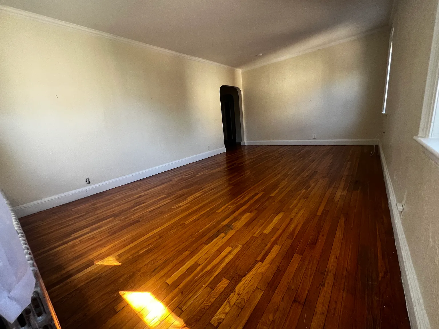 1 bed, $2,365 — Photo 3
