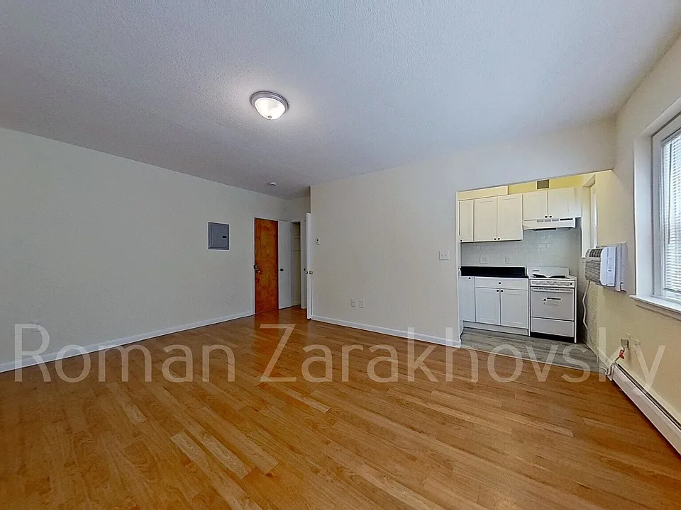 2016 Commonwealth Ave #3