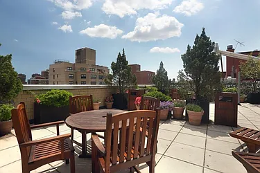 Rented by Manhattan Skyline