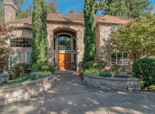 18260 River Edge Ct, Lake Oswego, OR 97034