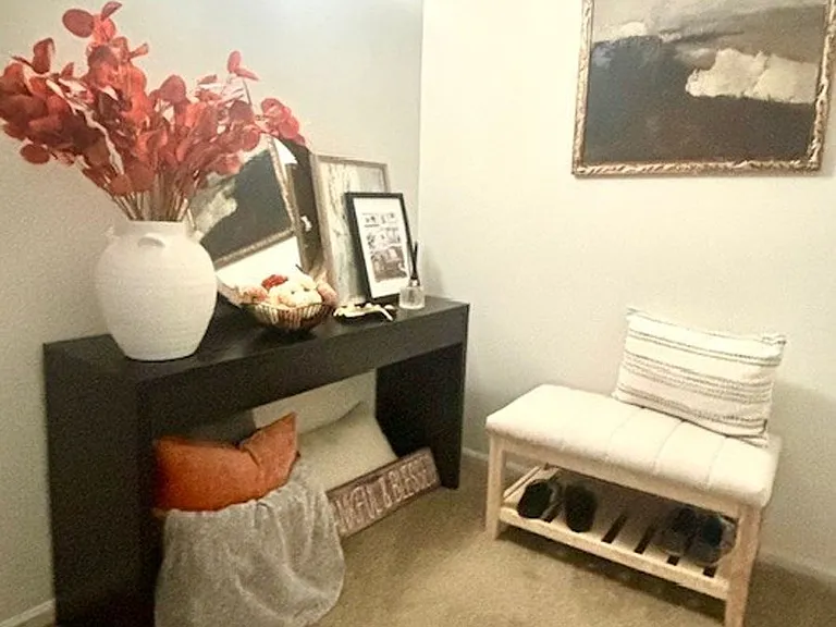 Bellevue Heights Apartments — Photo 2