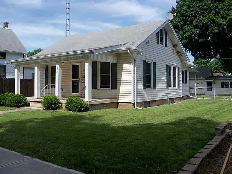 605 Indiana Ave photo 1