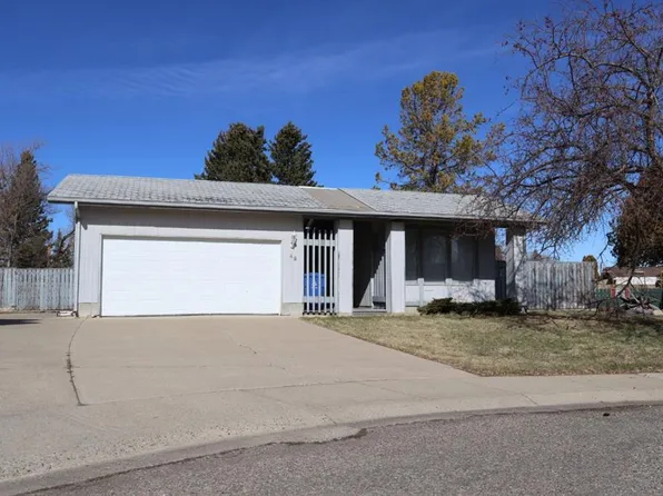 46 SE Greenview Close N, Lethbridge, AB T1H 4K8