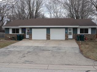 2116 N Whitney Dr, Appleton, WI 54914