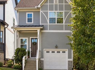 908A Maynor St, Nashville, TN 37216