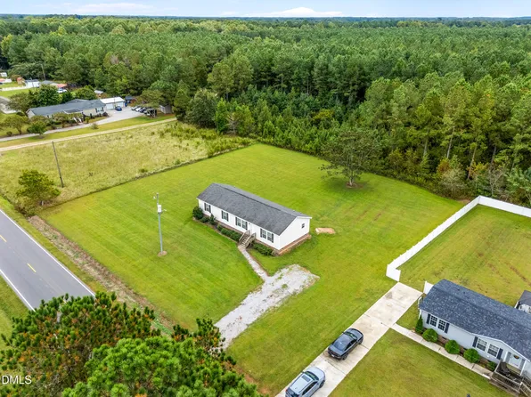 883 Low Ground Rd, Enfield, NC 27823